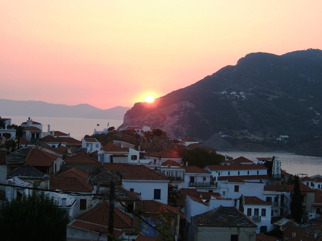 Anatoli Studios Skopelos Town Ruang foto